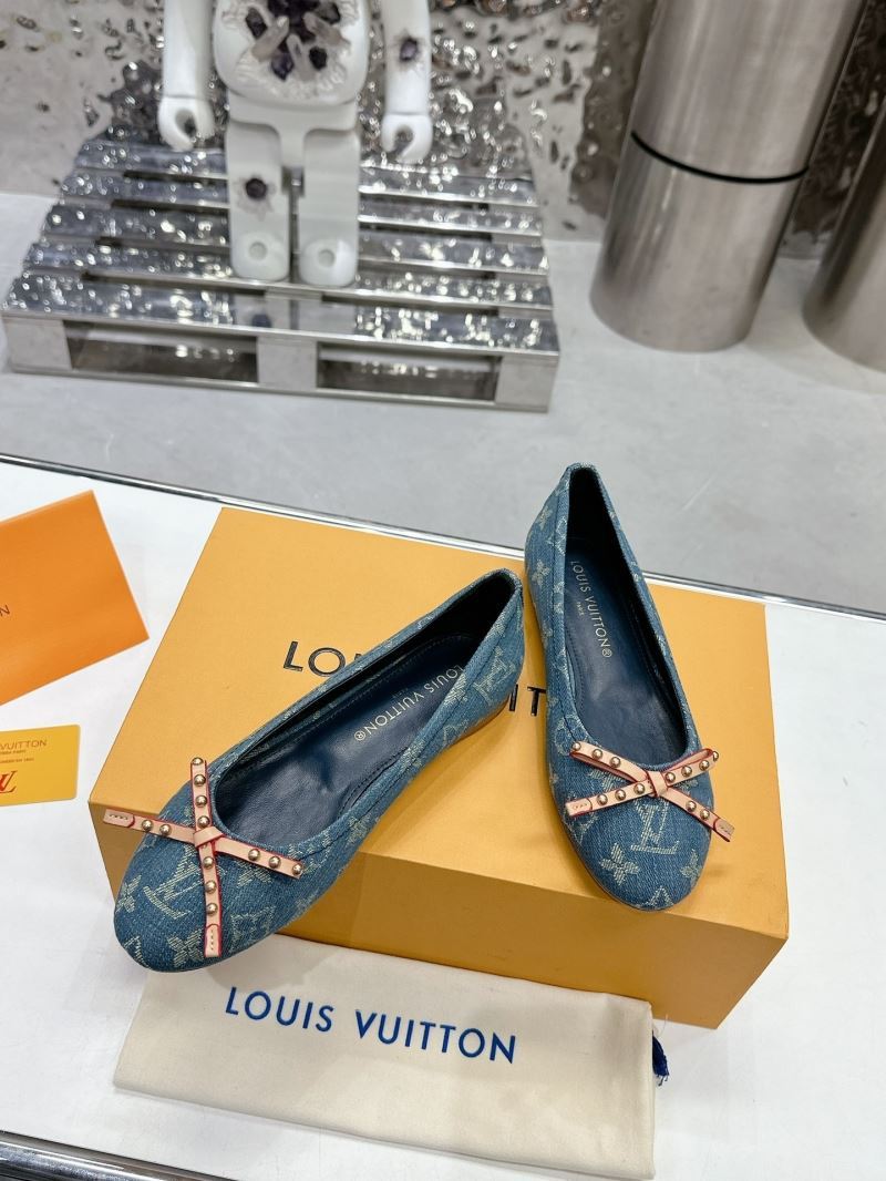 Louis Vuitton Flat Shoes